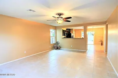 727 W Buffalo Grass Drive, Oro Valley, AZ 85755 - Photo 5