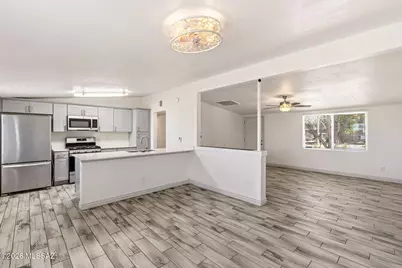 1718 S Avenida Regulo, Tucson, AZ 85710 - Photo 15