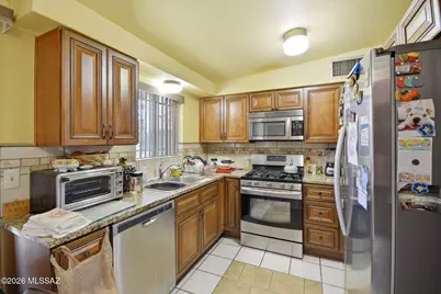 3102 S Sunset Villa, Tucson, AZ 85713 - Photo 5