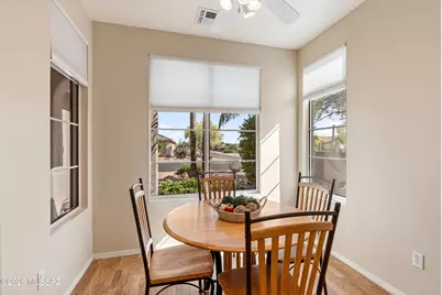 9461 N Twinkling Shadows Way, Tucson, AZ 85743 - Photo 9