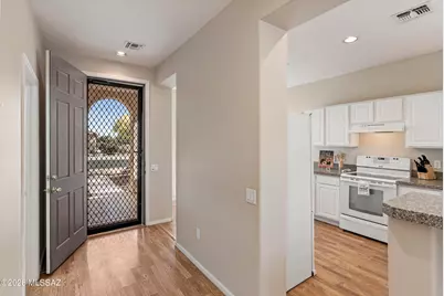 9461 N Twinkling Shadows Way, Tucson, AZ 85743 - Photo 5