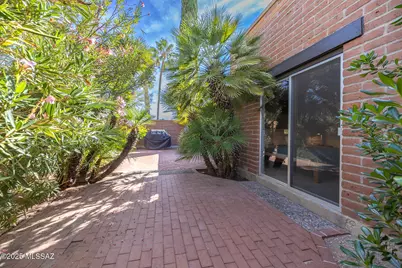 2561 E Cerrada Adelita, Tucson, AZ 85718 - Photo 23