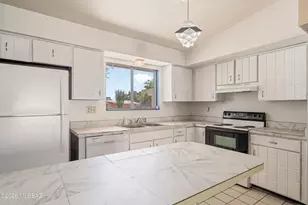 8957 E 25th St, Tucson, AZ 85710 - Photo 7