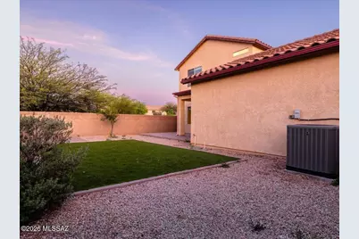 10581 E River Stone Court, Tucson, AZ 85747 - Photo 9
