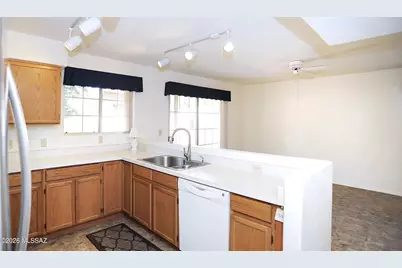 11701 N Copper Creek Drive, Tucson, AZ 85737 - Photo 23