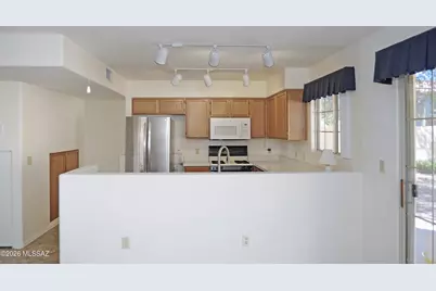 11701 N Copper Creek Drive, Tucson, AZ 85737 - Photo 19