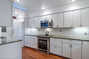 6250 N Campbell Ave, Tucson, AZ 85718 - Photo 17