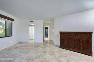 6250 N Campbell Ave, Tucson, AZ 85718 - Photo 21