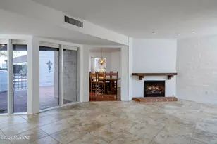 6250 N Campbell Ave, Tucson, AZ 85718 - Photo 13