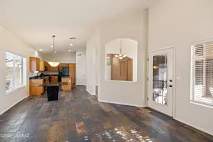 7488 N Bradstreet Dr, Tucson, AZ 85743 - Photo 11