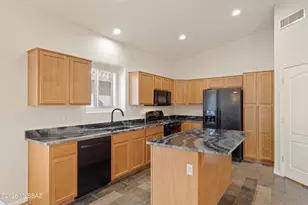 7488 N Bradstreet Dr, Tucson, AZ 85743 - Photo 13