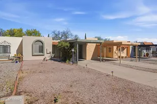 305 N Calle De Las Profetas, Green Valley, AZ 85614 - Photo 5