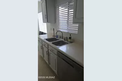 305 N Calle De Las Profetas, Green Valley, AZ 85614 - Photo 9