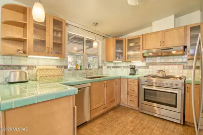 1942 W Calle Placida, Tucson, AZ 85745 - Photo 9