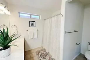 8864 N Palo Verde Bluffs Pl, Tucson, AZ 85742 - Photo 17