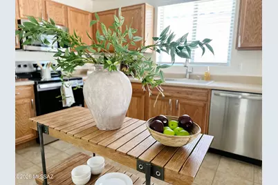 8864 N Palo Verde Bluffs Place, Tucson, AZ 85742 - Photo 9