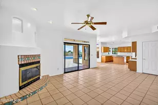 10881 N Canada Hills Ct, Tucson, AZ 85737 - Photo 9