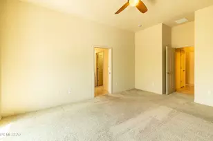 10368 E Jarod James Pl, Tucson, AZ 85747 - Photo 27