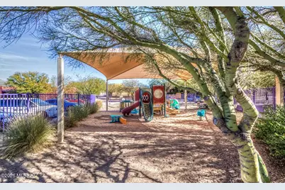 10368 E Jarod James Place, Tucson, AZ 85747 - Photo 45