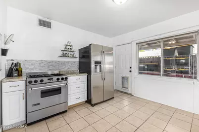 1150 N Magnolia Avenue, Tucson, AZ 85712 - Photo 7