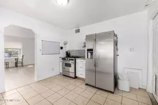 1150 N Magnolia Ave, Tucson, AZ 85712 - Photo 17