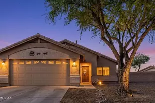 9500 N Winter Wren Ave, Tucson, AZ 85742 - Photo 1