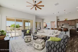 2484 E Copper Vly Wy, Green Valley, AZ 85614 - Photo 13