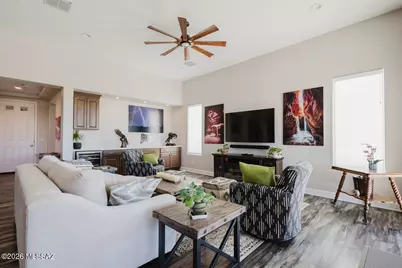 2484 E Copper Valley Way, Green Valley, AZ 85614 - Photo 11