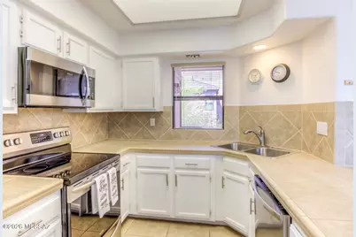 6655 N Canyon Crest Drive #18203, Tucson, AZ 85750 - Photo 13
