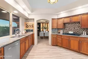 12107 N Sliding Rock Pl, Oro Valley, AZ 85755 - Photo 11