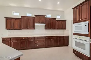 13774 N Heritage Canyon Dr, Marana, AZ 85658 - Photo 9