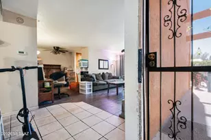 828 S Langley Ave, Tucson, AZ 85710 - Photo 9