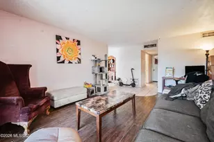 828 S Langley Ave, Tucson, AZ 85710 - Photo 7