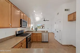 10352 E Avalon Park St, Tucson, AZ 85747 - Photo 7