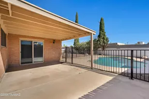 7402 E 34th St, Tucson, AZ 85710 - Photo 9