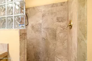 47 E Horizon Cir, Oro Valley, AZ 85737 - Photo 21