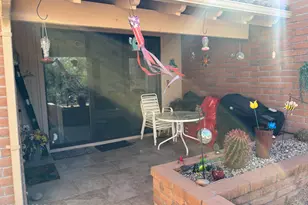 1320 W Desert Hills Dr, Green Valley, AZ 85622 - Photo 11