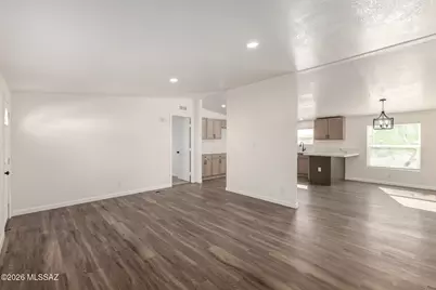705 W Lightstar Circle, Tucson, AZ 85756 - Photo 7