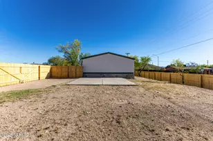 705 W Lightstar Cir, Tucson, AZ 85756 - Photo 31