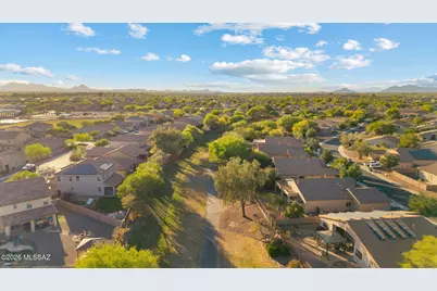 12451 N Sandby Green Drive, Marana, AZ 85653 - Photo 43