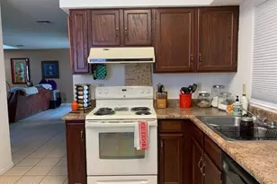 1162 Circulo Canario, Rio Rico, AZ 85648 - Photo 15