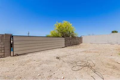7401 N Bradley Place, Tucson, AZ 85741 - Photo 35