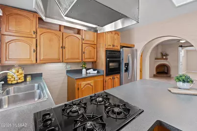 2866 N Desert Avenue, Tucson, AZ 85712 - Photo 13