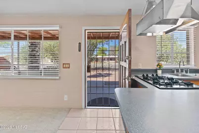 2866 N Desert Avenue, Tucson, AZ 85712 - Photo 7