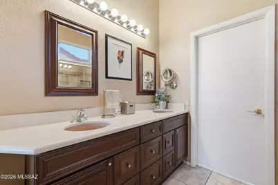 2283 E Indian Town Way, Oro Valley, AZ 85755 - Photo 17