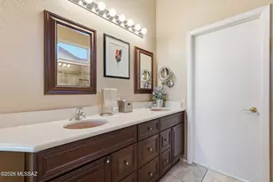 2283 E Indian Town Way, Oro Valley, AZ 85755 - Photo 17