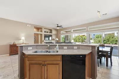2283 E Indian Town Way, Oro Valley, AZ 85755 - Photo 7