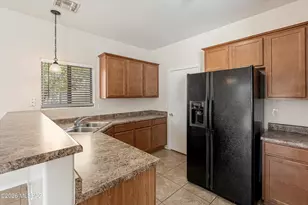 8277 W Zlacket Dr, Tucson, AZ 85757 - Photo 3