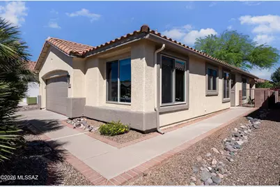 9511 N Twinkling Shadows Way, Tucson, AZ 85743 - Photo 1