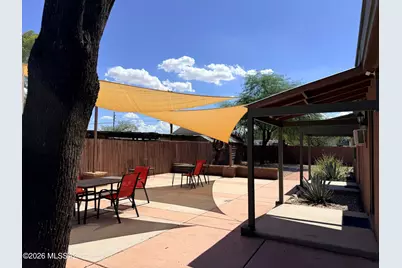2112 E 18th Street, Tucson, AZ 85719 - Photo 3